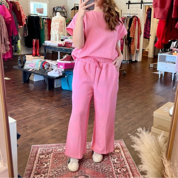 Comfortable Textured Lounge Set! Available in Green and Navy. - Picture 3 of 3